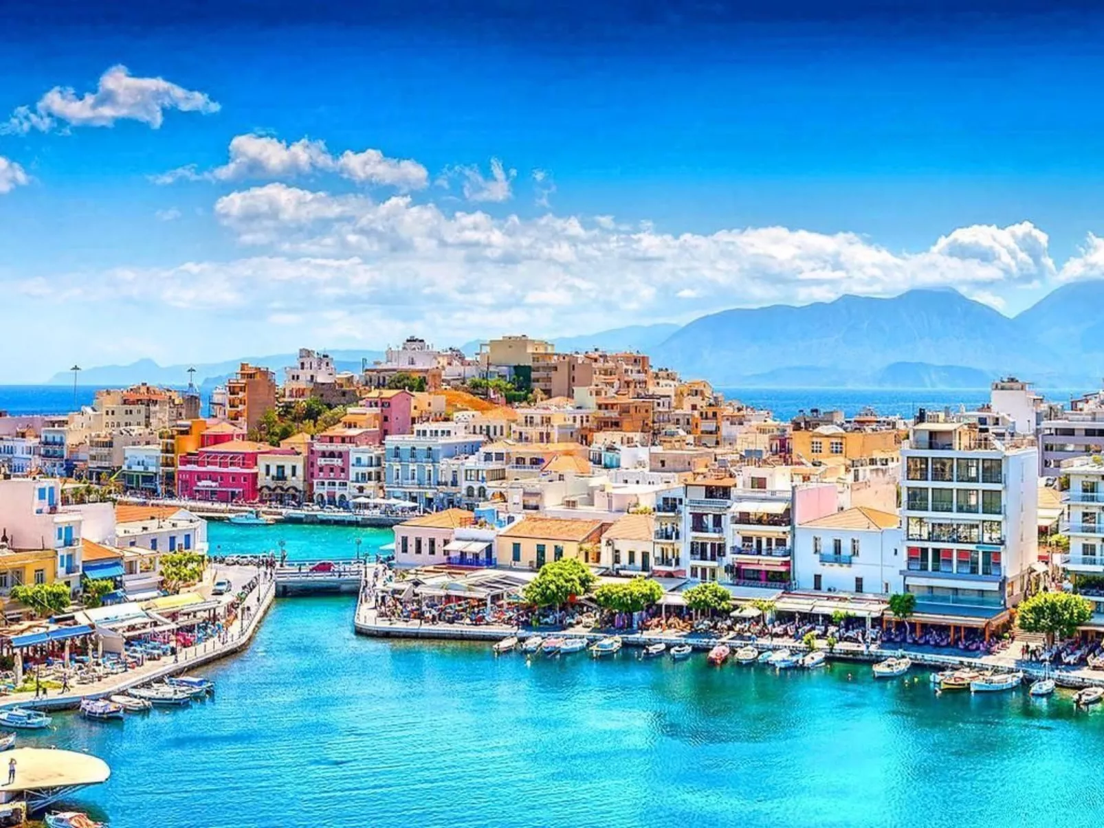 Villa "Etoile Villa" mit Blick auf das Wasser-Image-tags.info