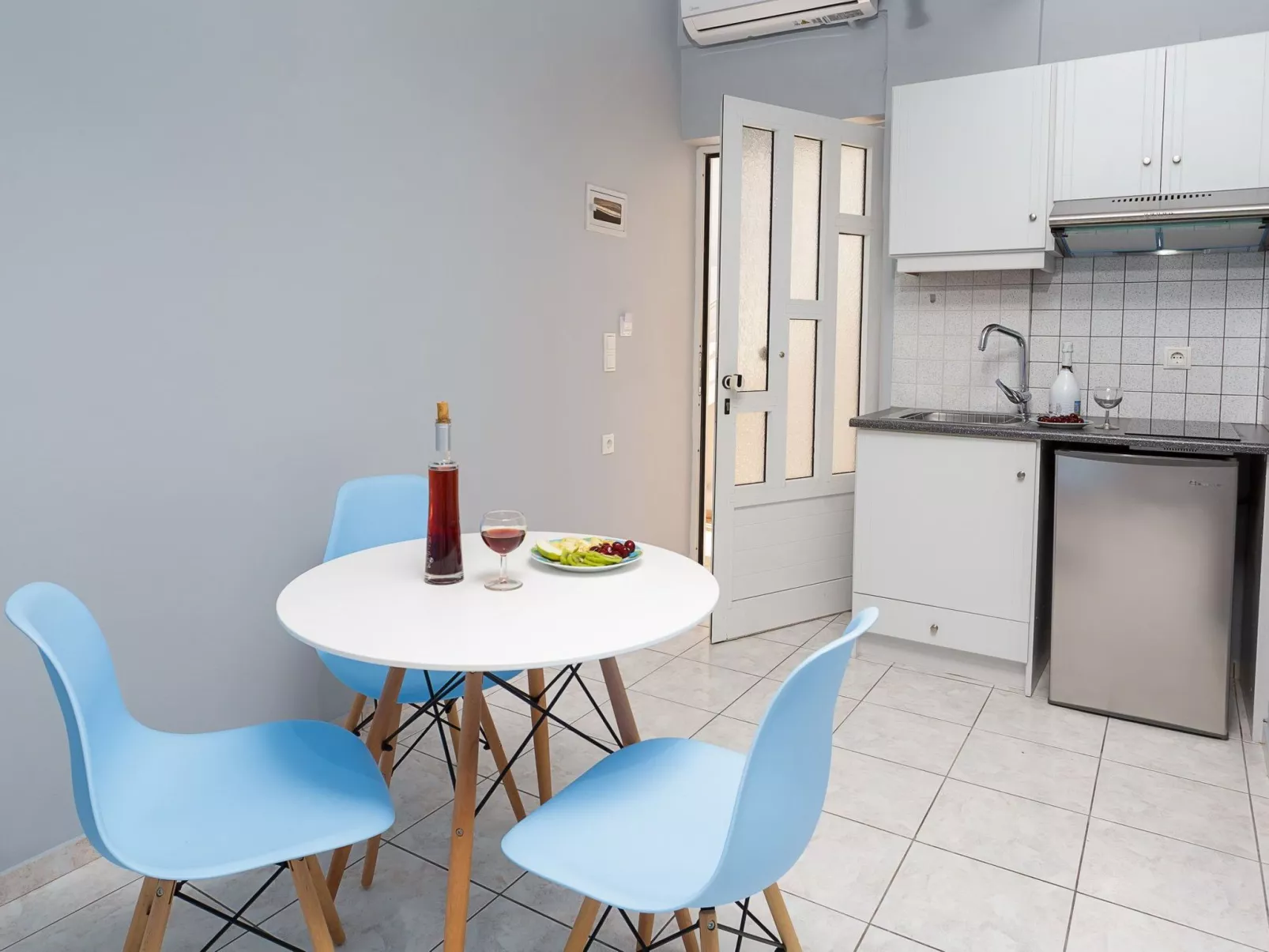 Wohnung in Kato Gouves mit Parkplatz, Blick auf den Sonnenuntergang-Binnen