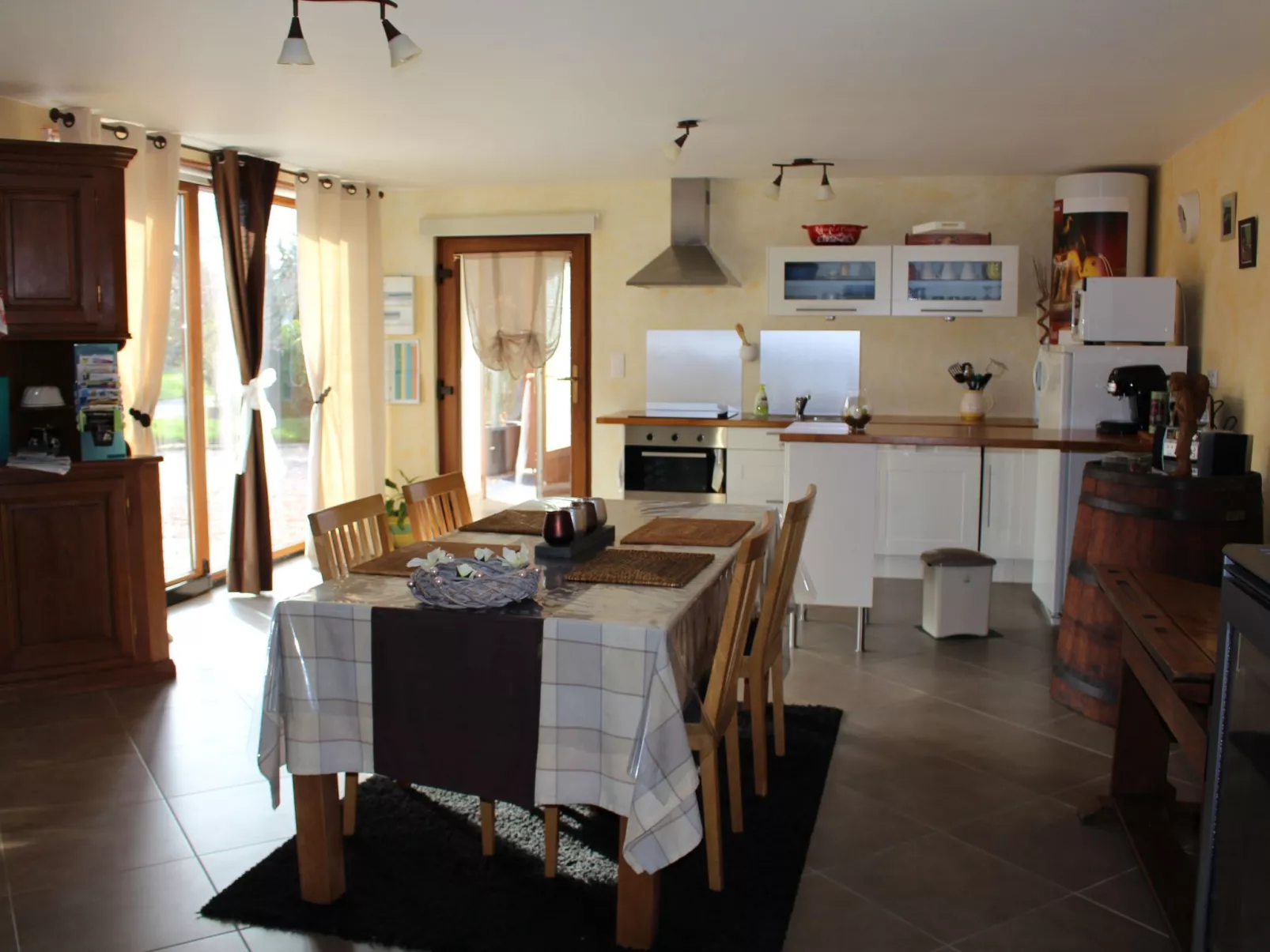 Ruhiges Ferienhaus mit Garten an der Weinstraße-Binnen