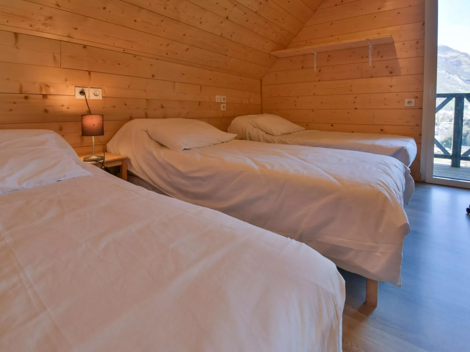 Chalet Viscos 3 Schlafzimmer 2 Badezimmer-Binnen