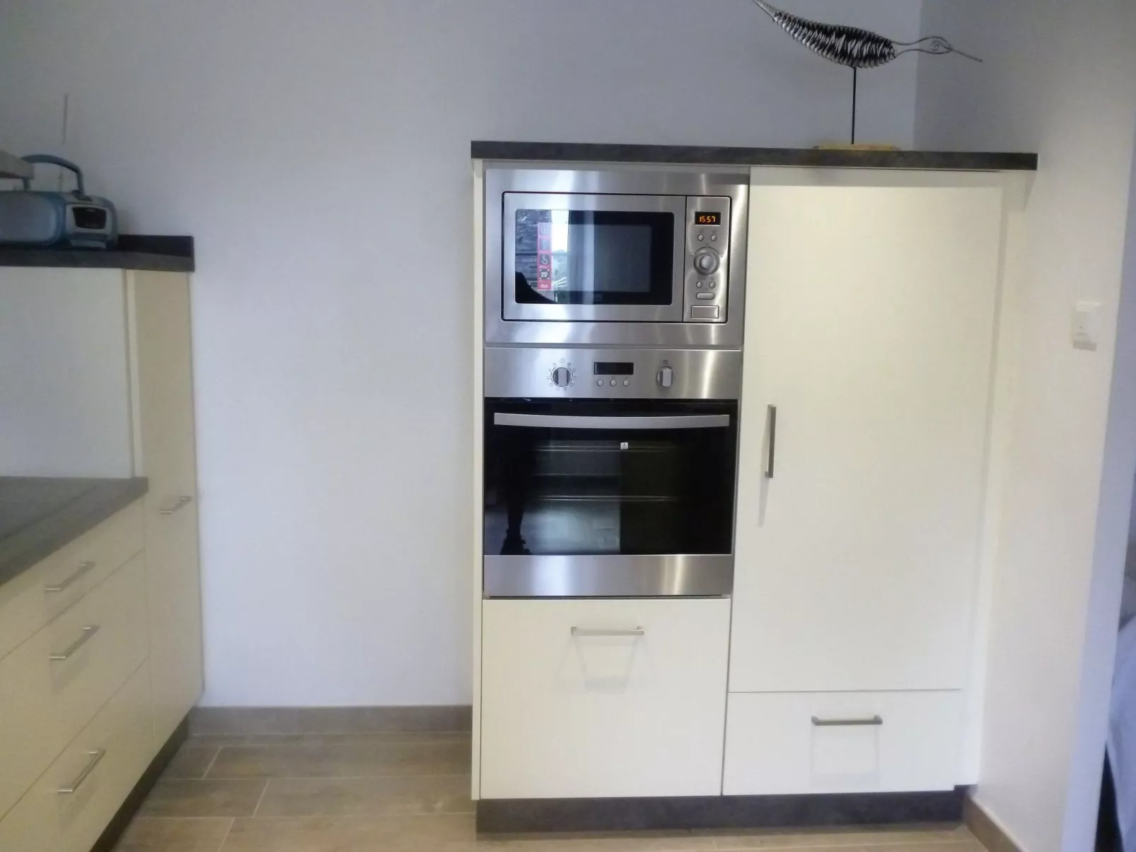 Die Ruhe des Landes am Meer in einer Region mit Gemüseanbau-Binnen