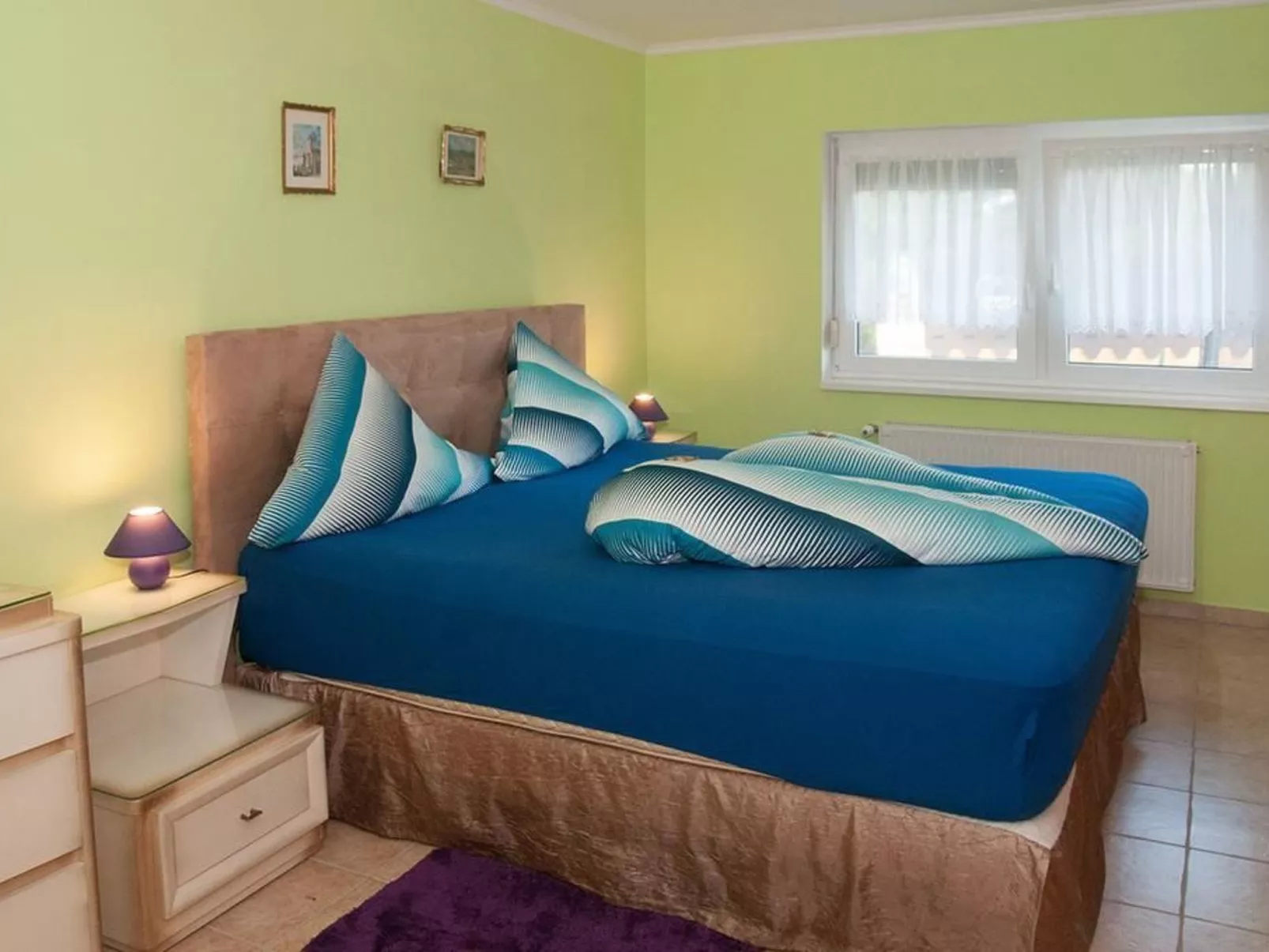 Hochwertiges Ferienhaus Steffi mit Terrasse-Binnen