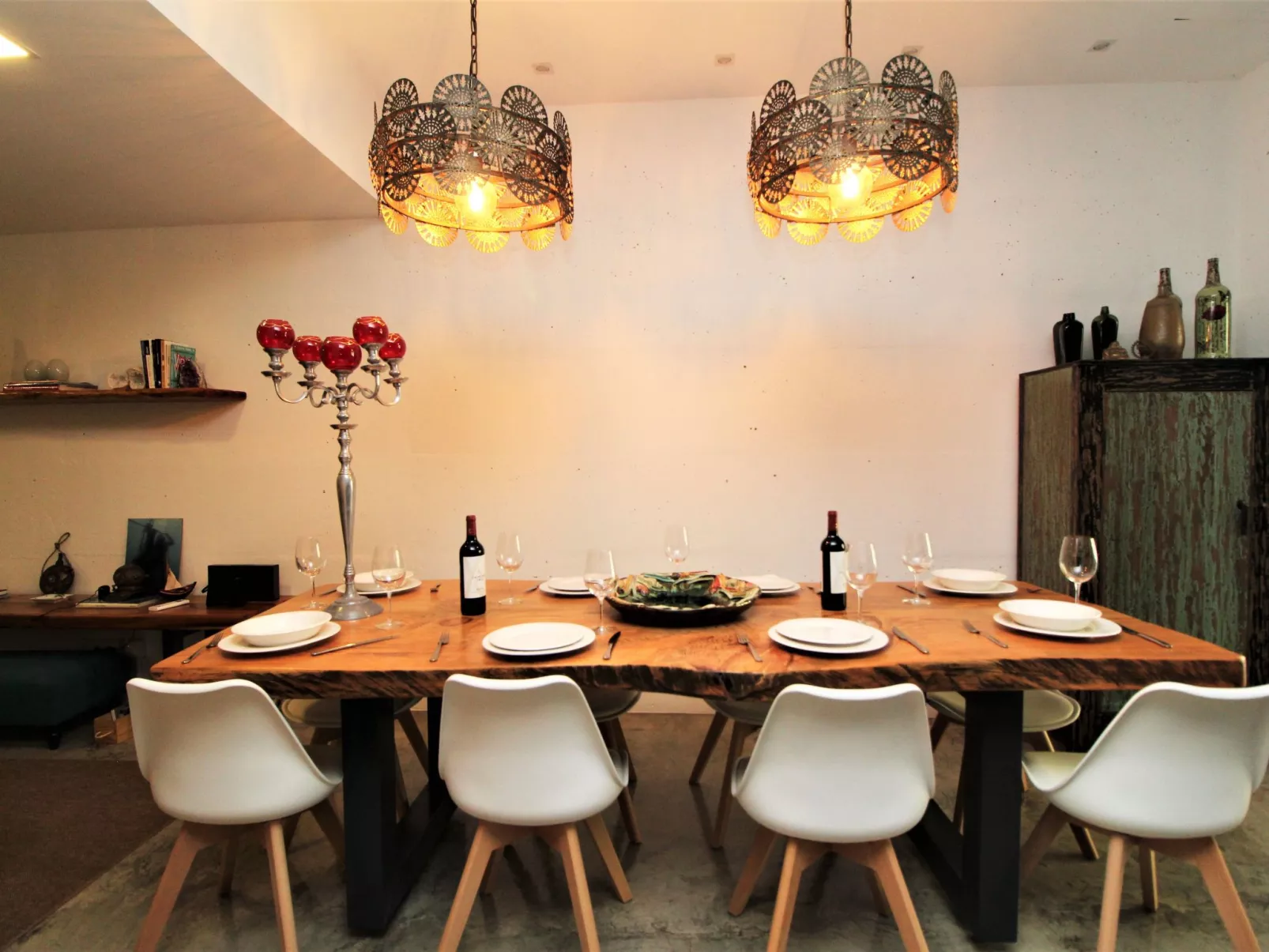 Mit Blick auf das Wasser-Binnen