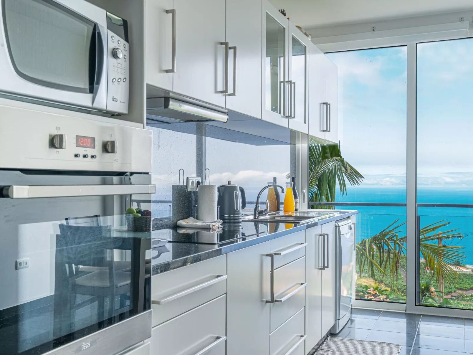 Villa in Arco da Calheta-Image-tags.info