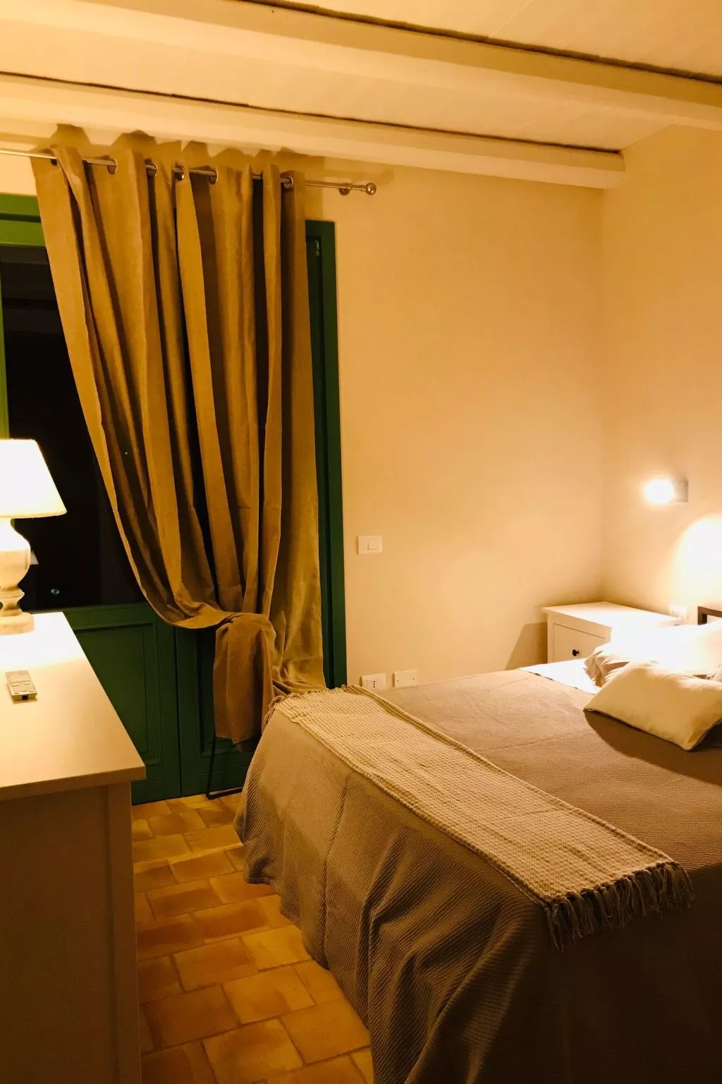 Granatapfelhaus in Menfi-Binnen