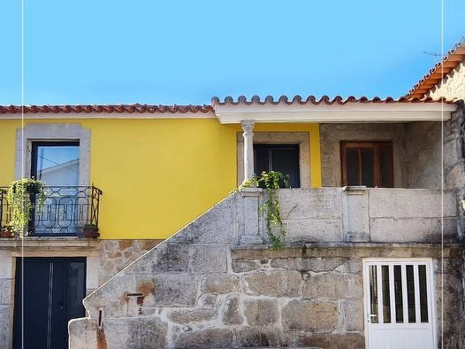 Haus am Flussufer-Image-tags.info