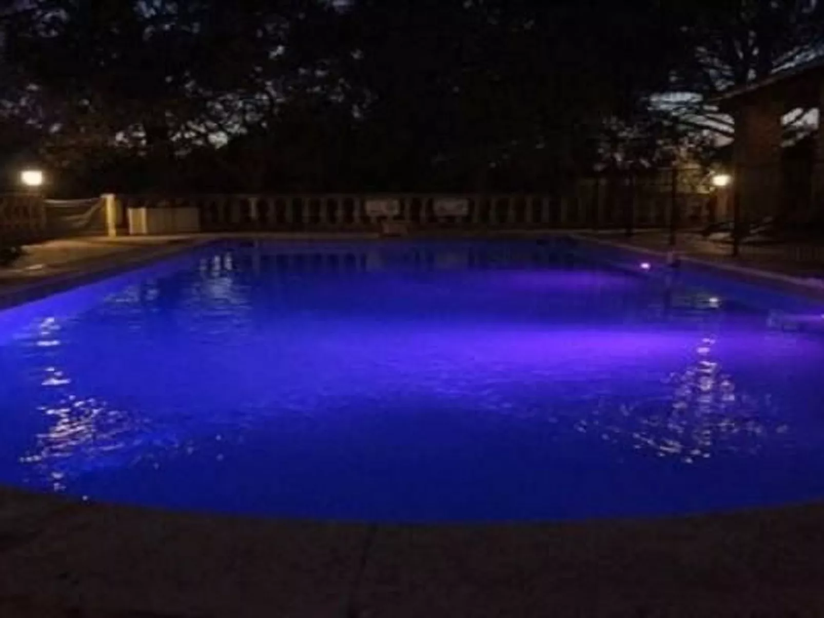 Studiowohnung mit Terrasse - Pool, Tennis, Bouleplatz-Buiten