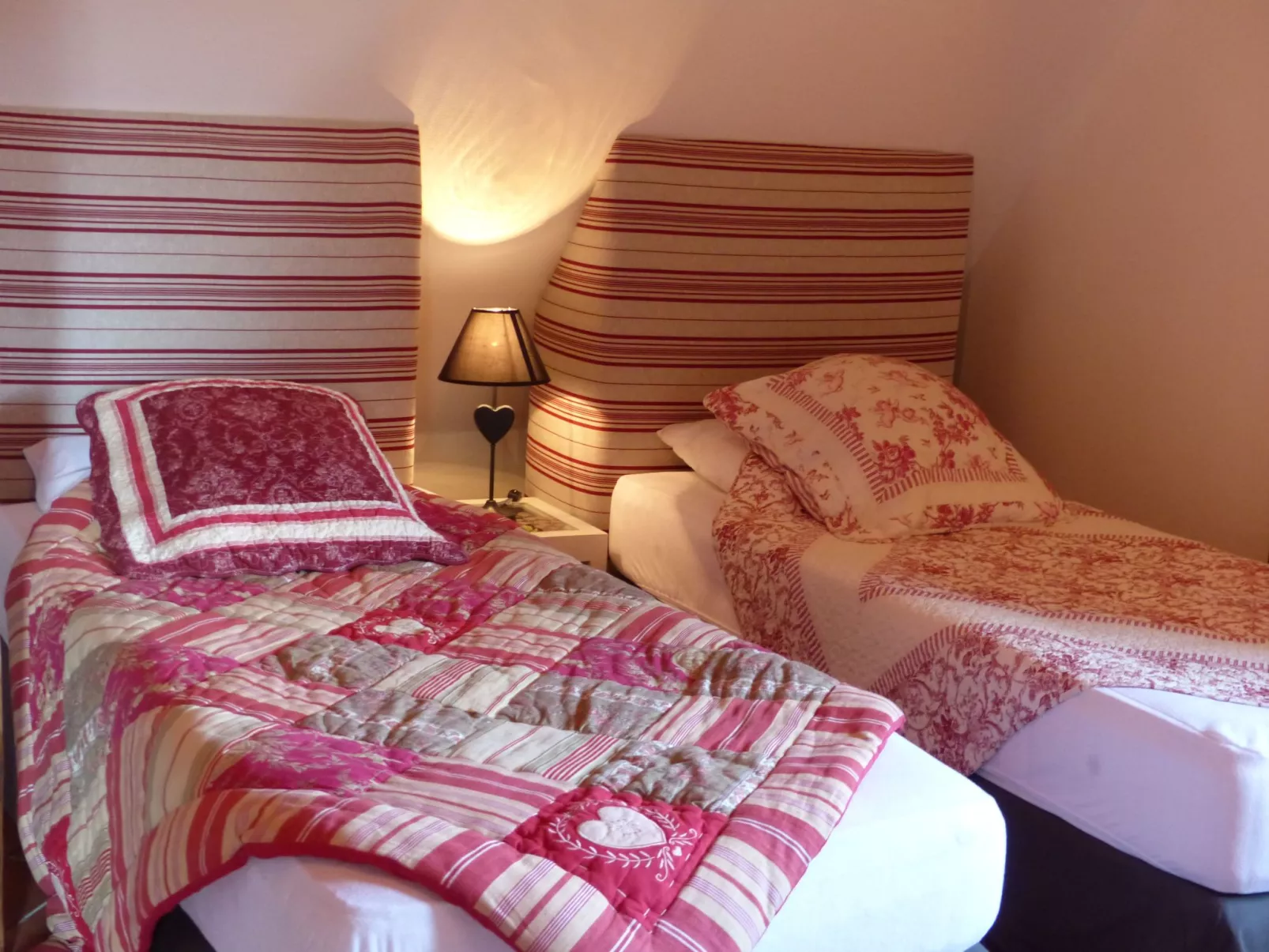 Domäne mit Terrasse, Grill und Garten-Binnen