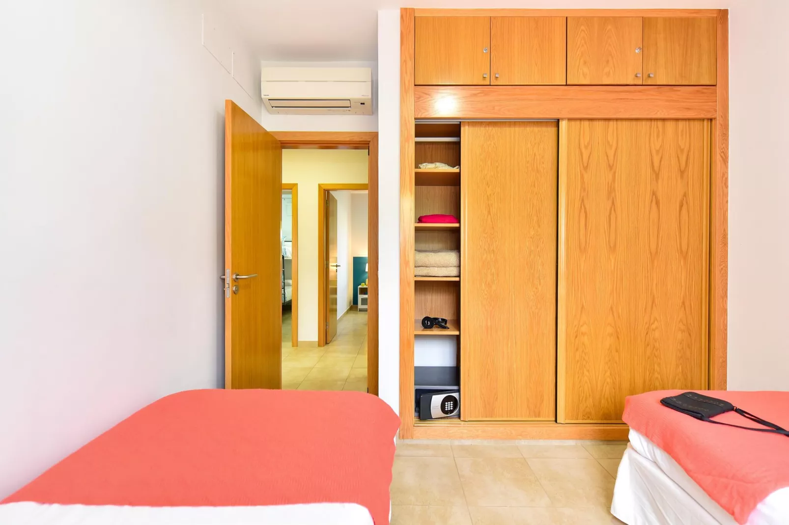 Beach House Adelfas-Slaapkamer