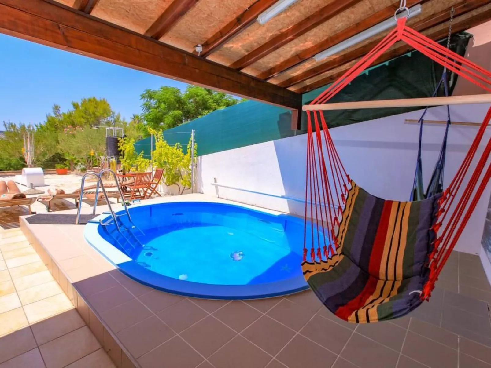 Appartement mit Terrasse-Image-tags.info