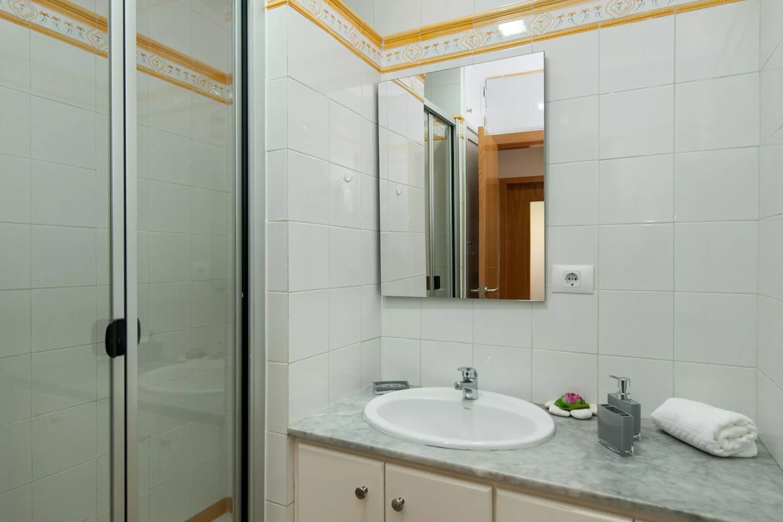 Beach House Adelfas-Badkamer