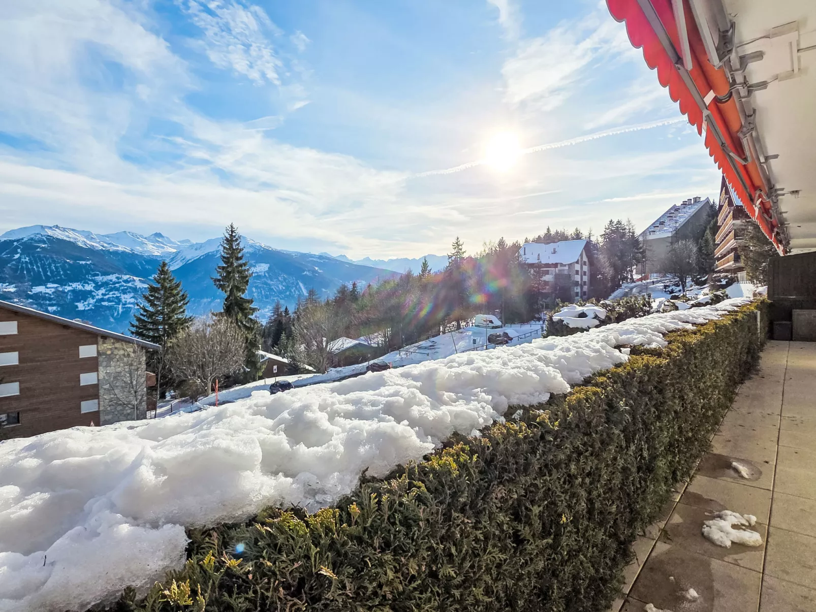 Marigny Dent-Blanche 9-8 - Buiten