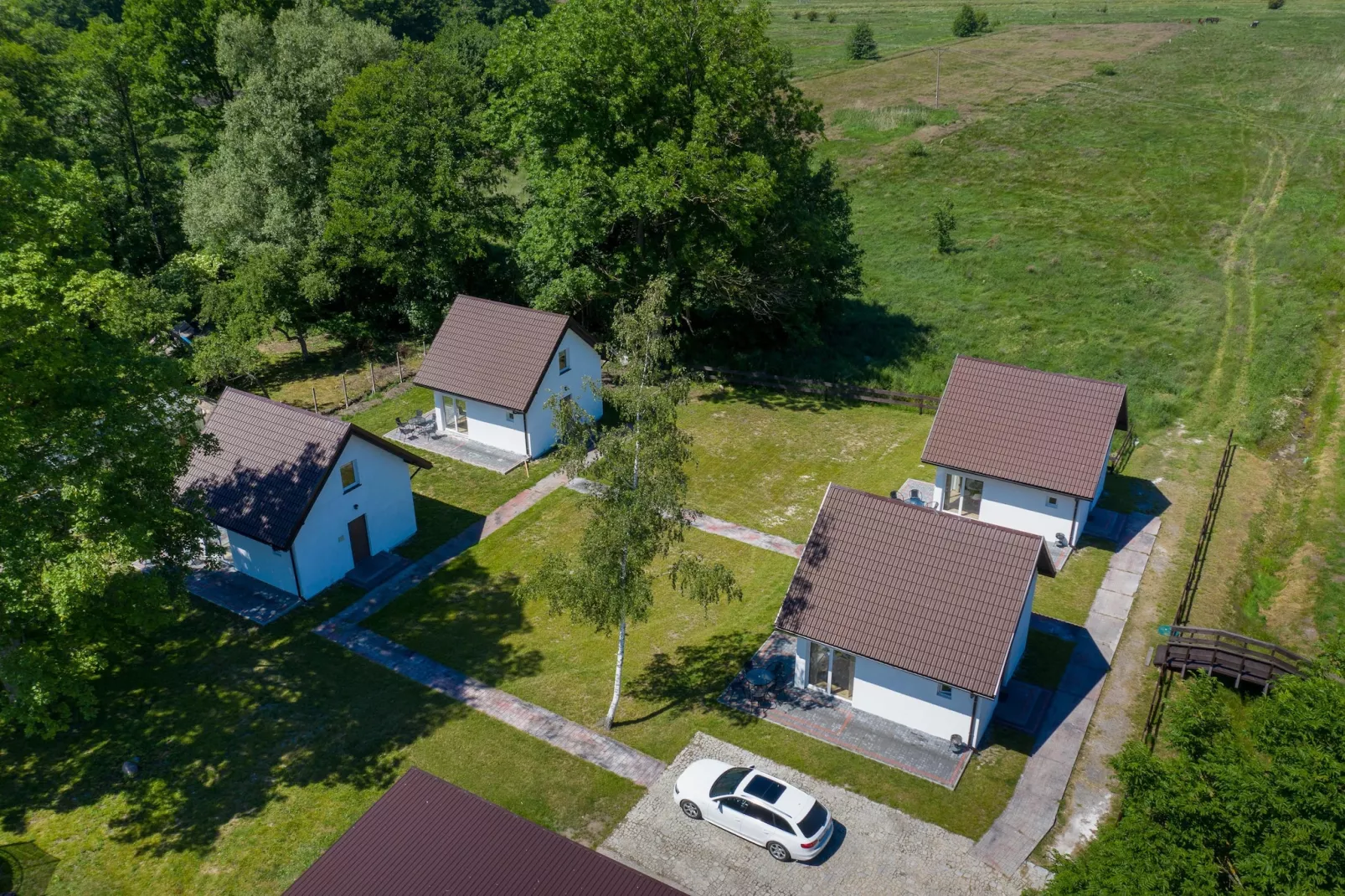 Komfortowe domki wakacyjne dla 5 osób w Lędzinie