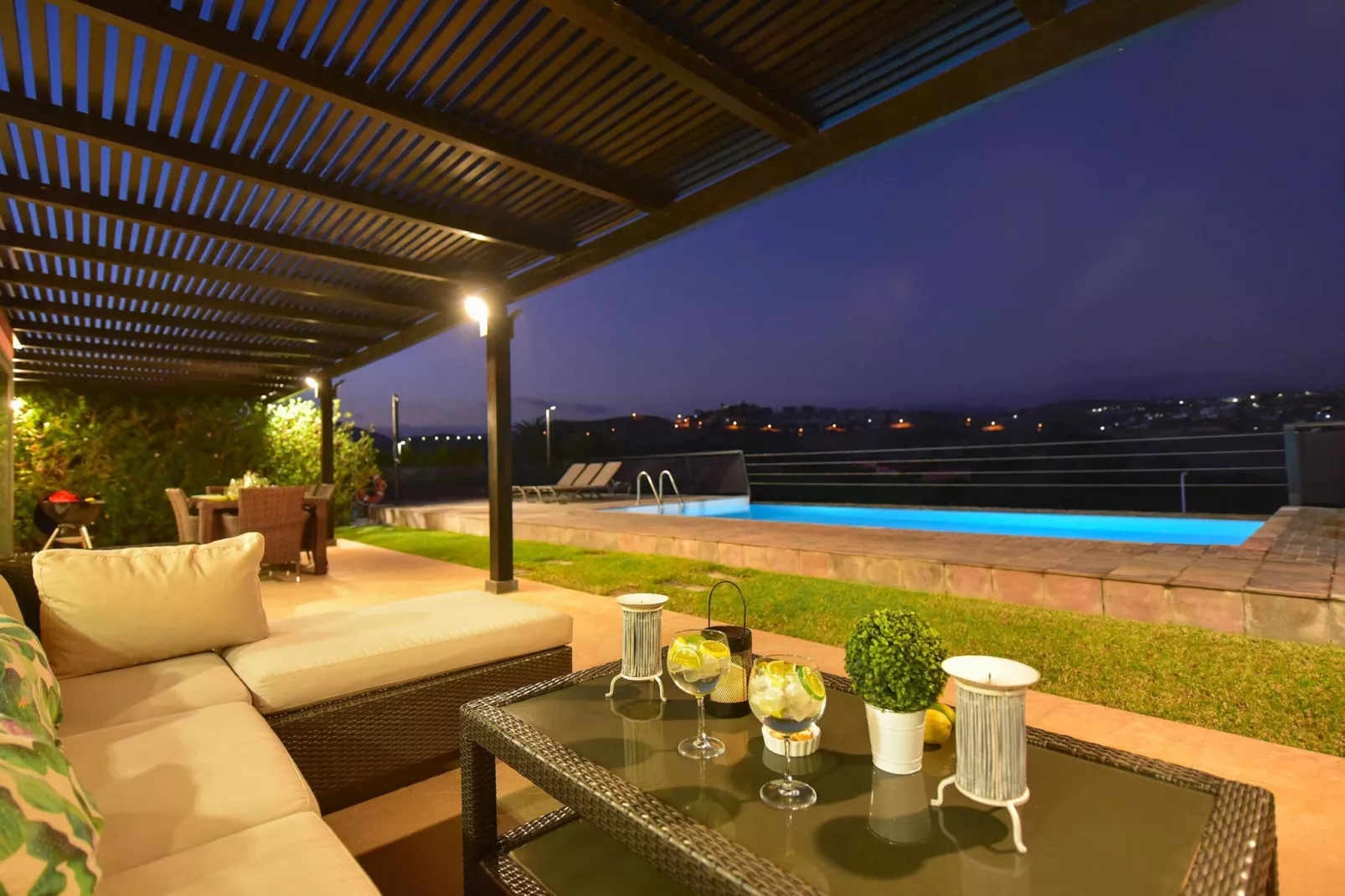 Villa - Salobre Golf 2-Tuinen zomer