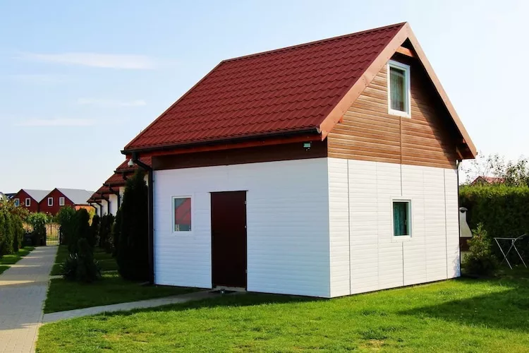 Domek parterowy z osobną sypialnią w Rewalu