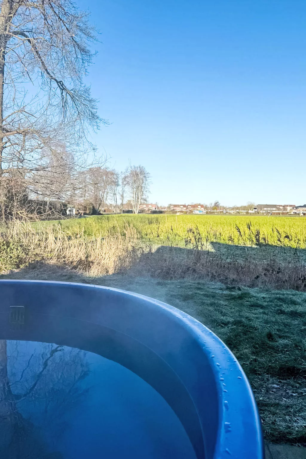 Freier Feldblick mit Hottube-Buiten