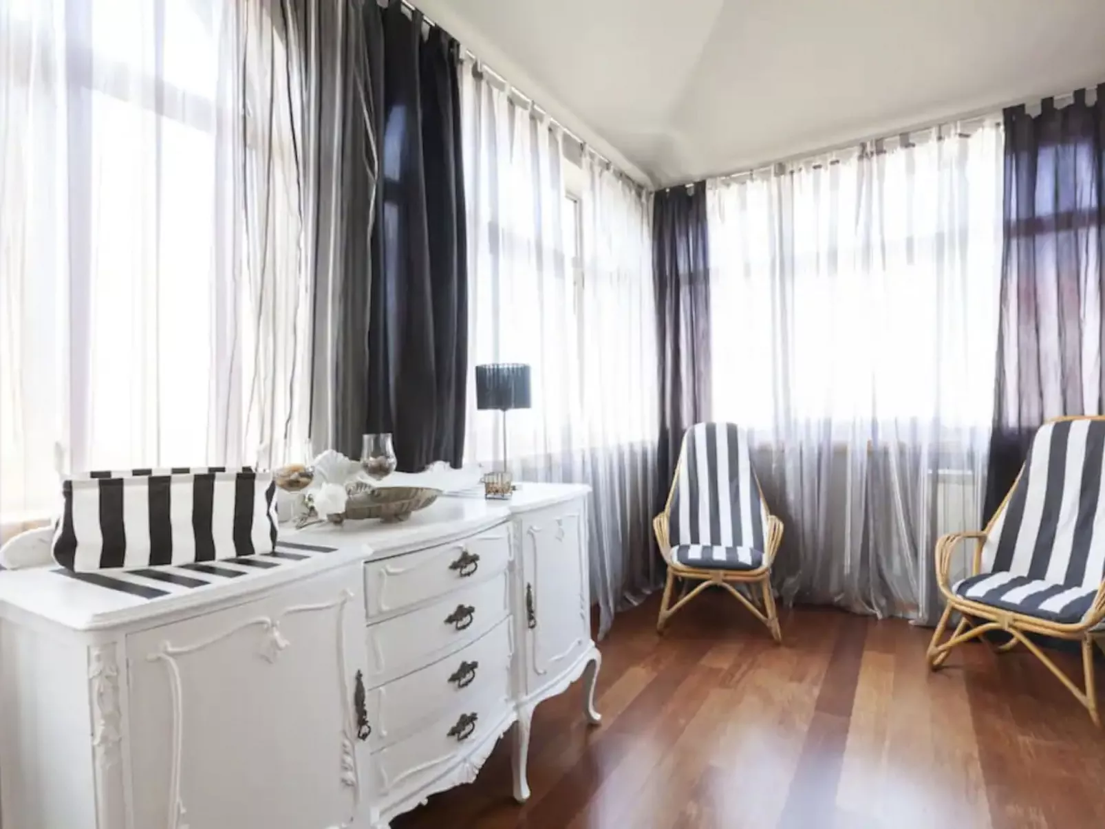 Sonnenaufgang in Moledo" Wohnung - Binnen