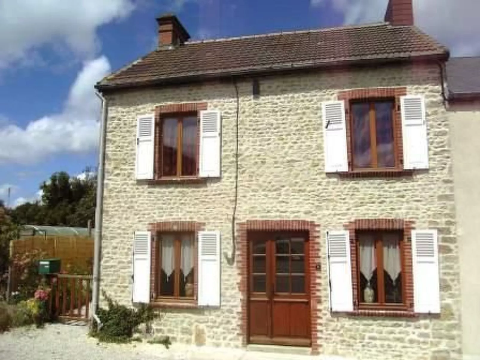 "Garence" mit eigener Terrasse