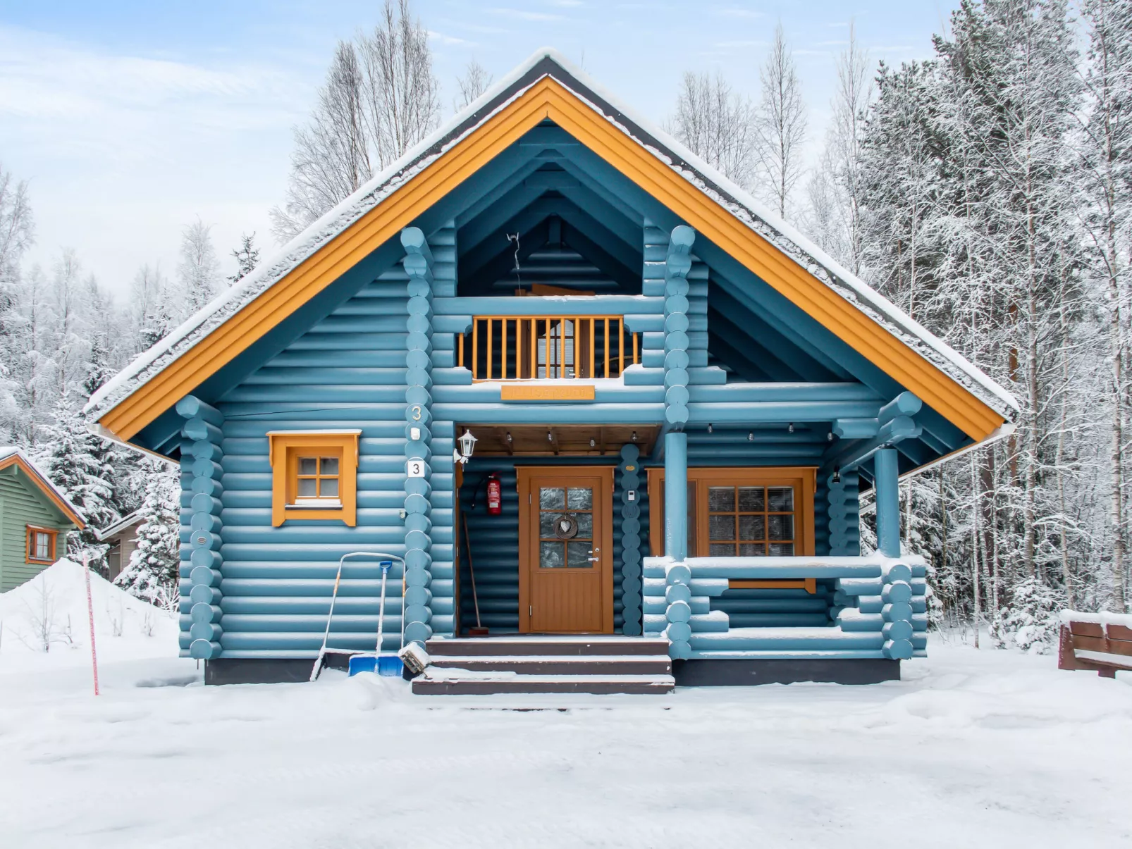 Linnanhelmi (ent. metsäpeura)