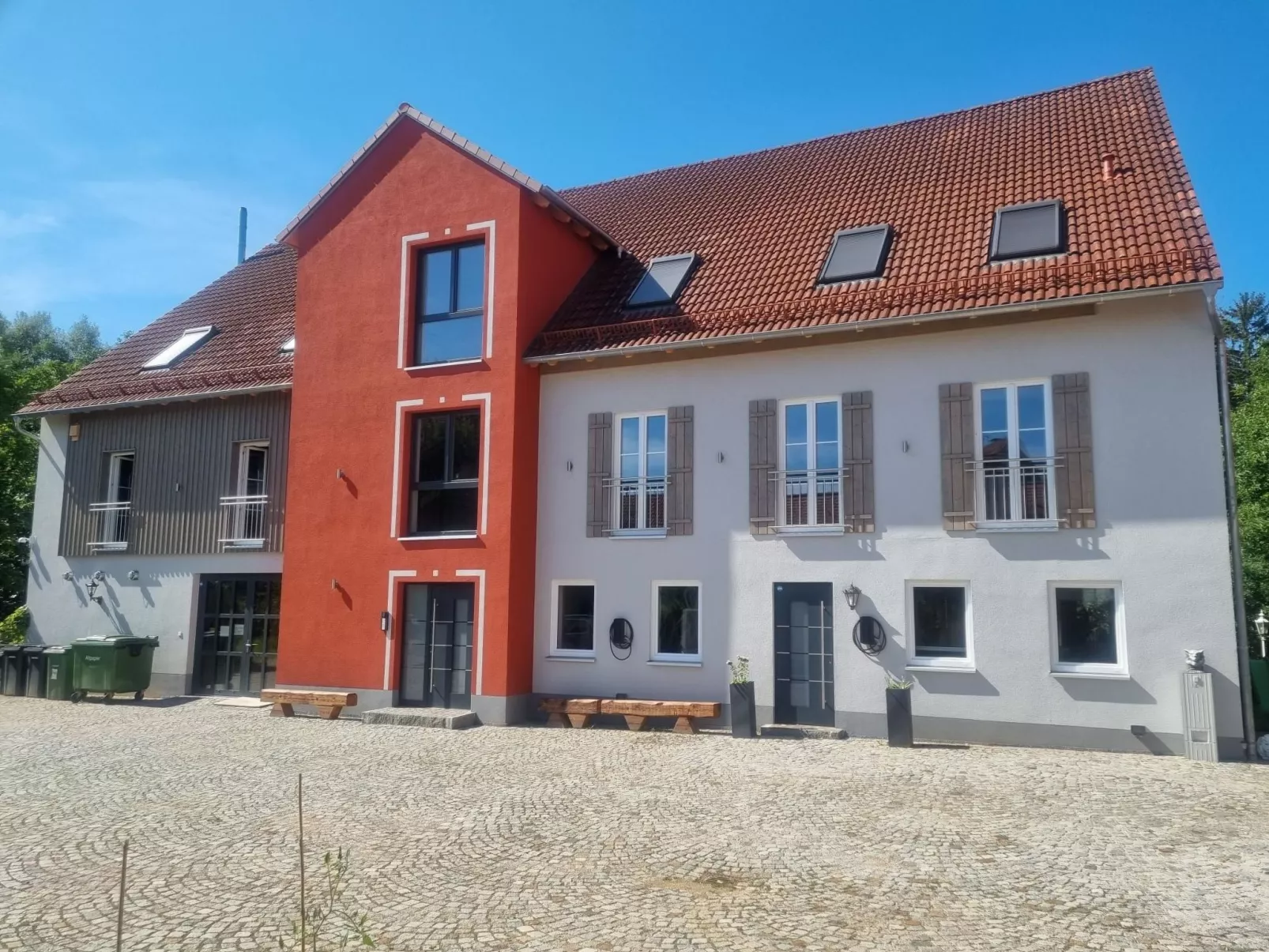 An den Schwabachauen 1