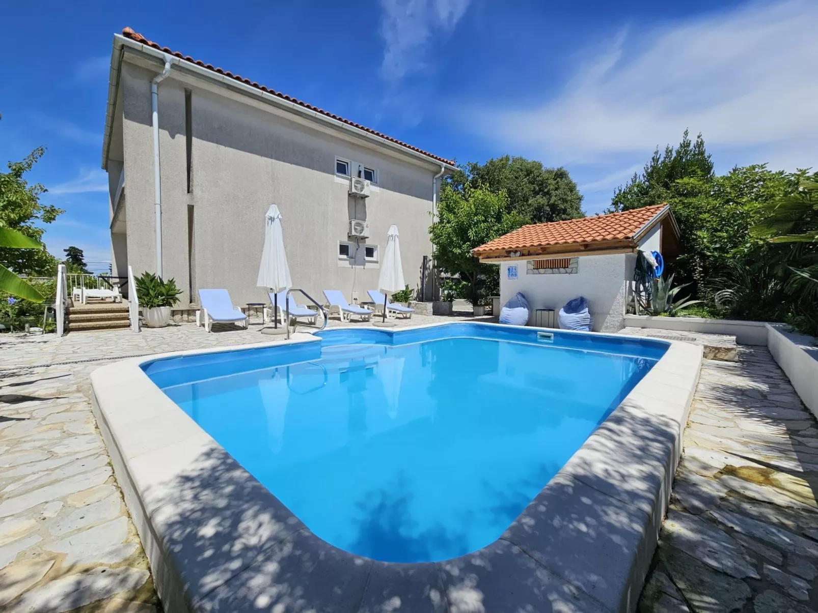 Wohnung "Mirko2" mit gemeinschaftlichem Pool