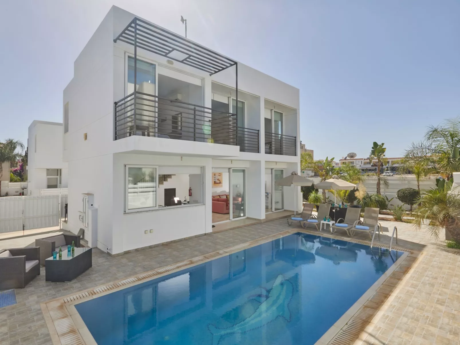 In Paralimni mit geräumigem Garten