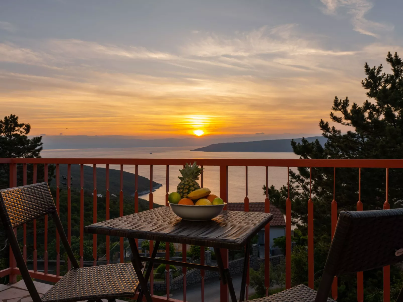 Luxury Seaview Apartment