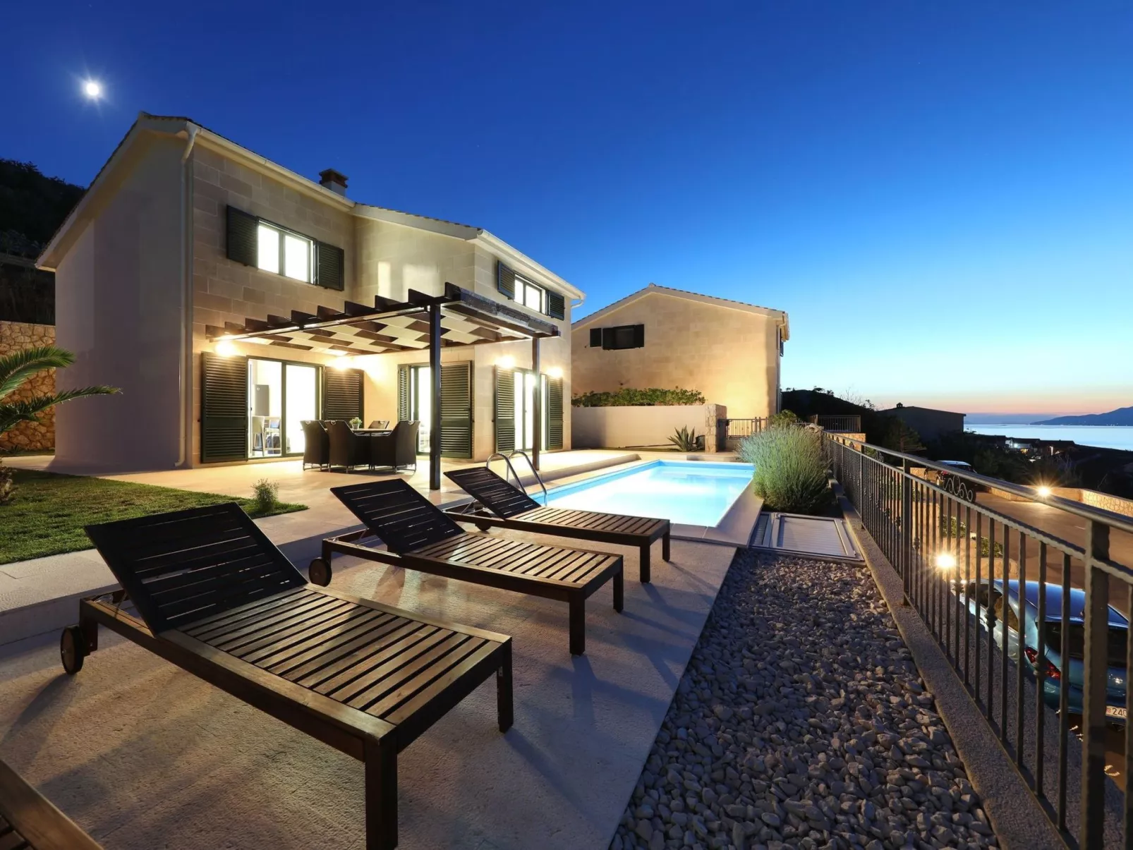 Mediterrane Villa, Pool, Panoramablick aufs Meer