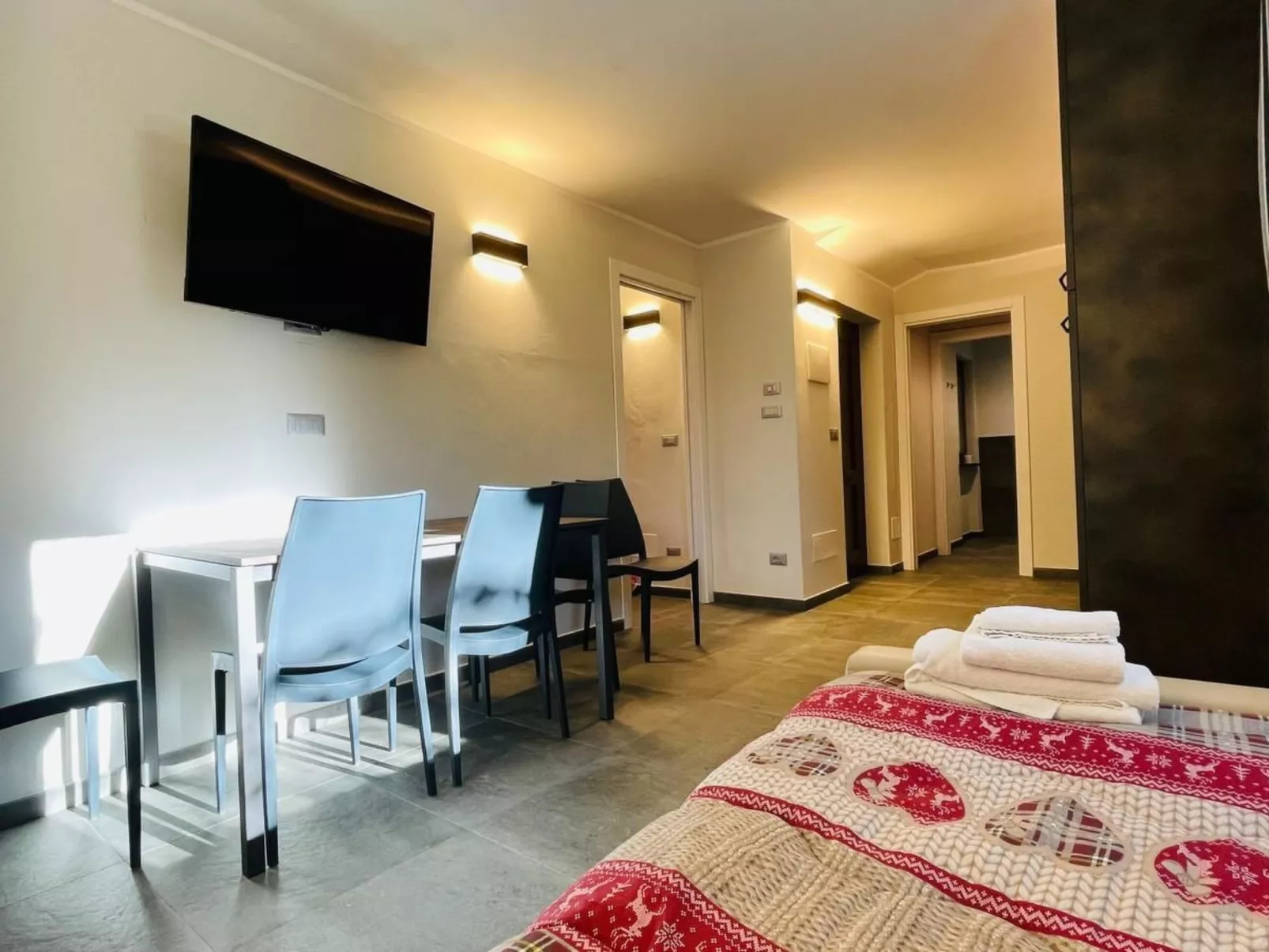 Zwei-Zimmer-Wohnung 4 p.l. Villa Linda