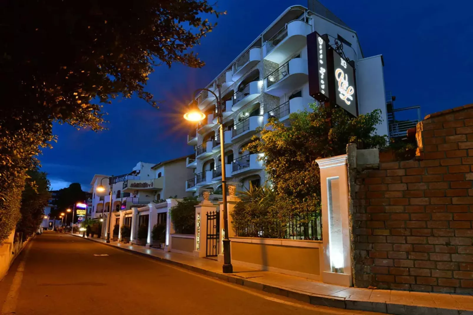 APARTMENTS VILLA LINDA - Bilo 2 Pax Basic Innerview - B2B B3B B4B