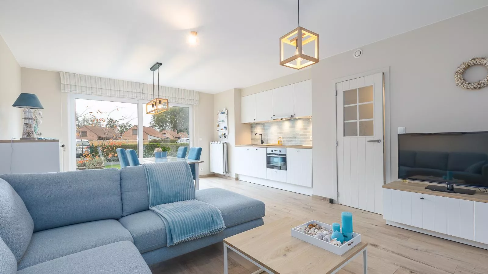 Lotus - 0003 + park. 3