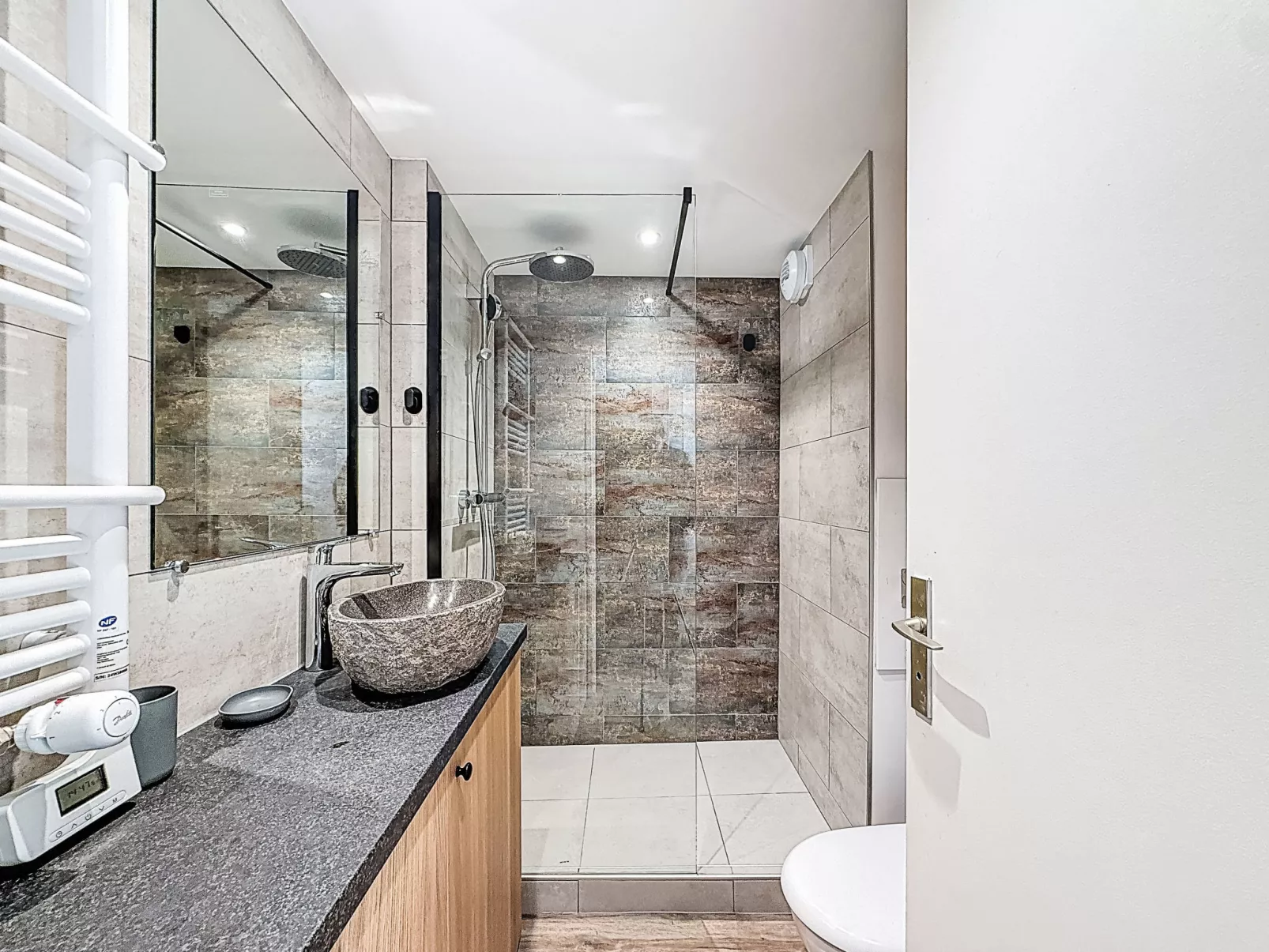 Les Genepis (Val Claret) - Binnen