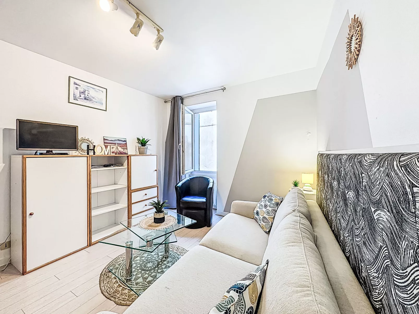 Studio des Halles-Binnen