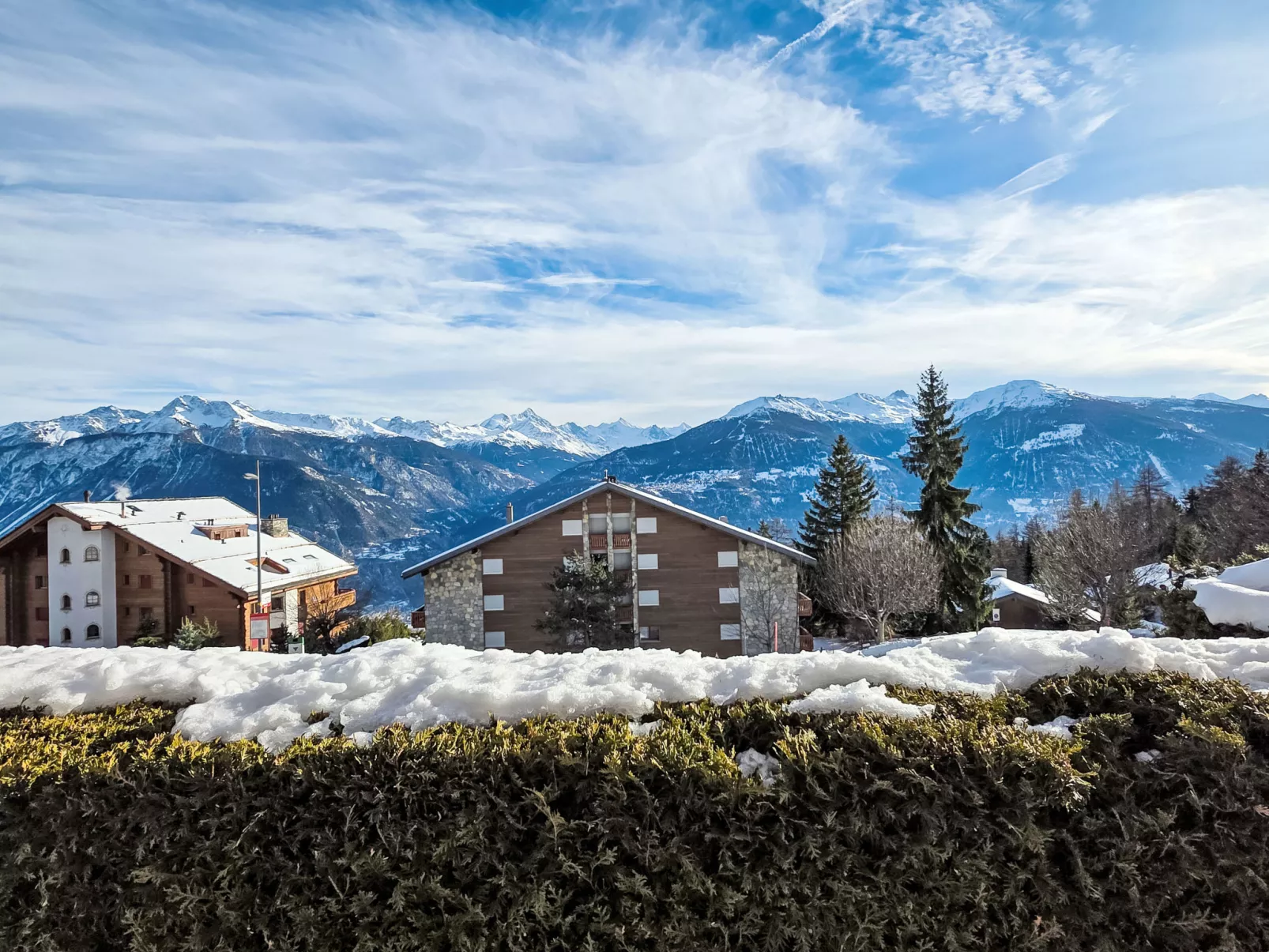 Marigny Dent-Blanche 9-8 - Buiten