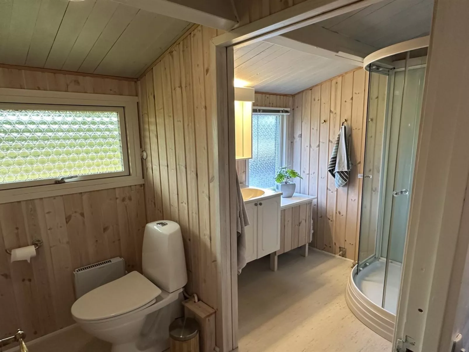 "Freding" - 450m from the sea-Binnen