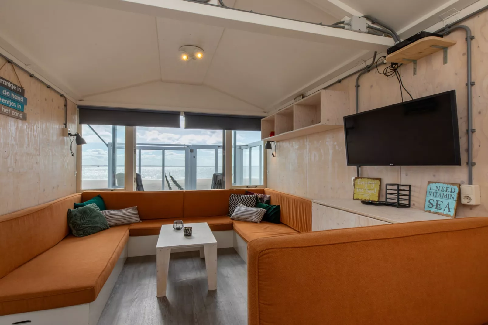 Strand Dishoek 345/346