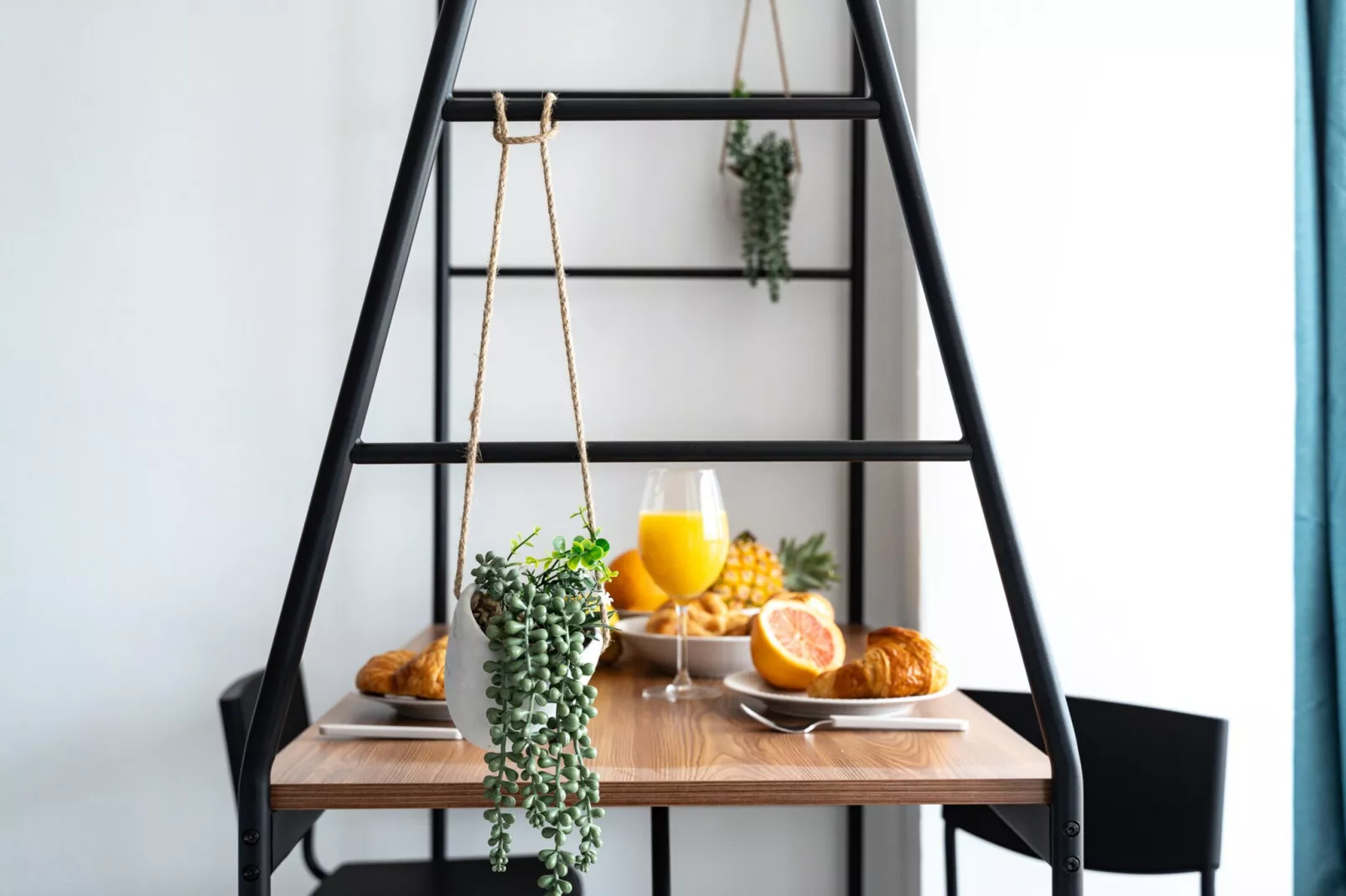 CT 301 - Faro's Fuengirola Centro Studio