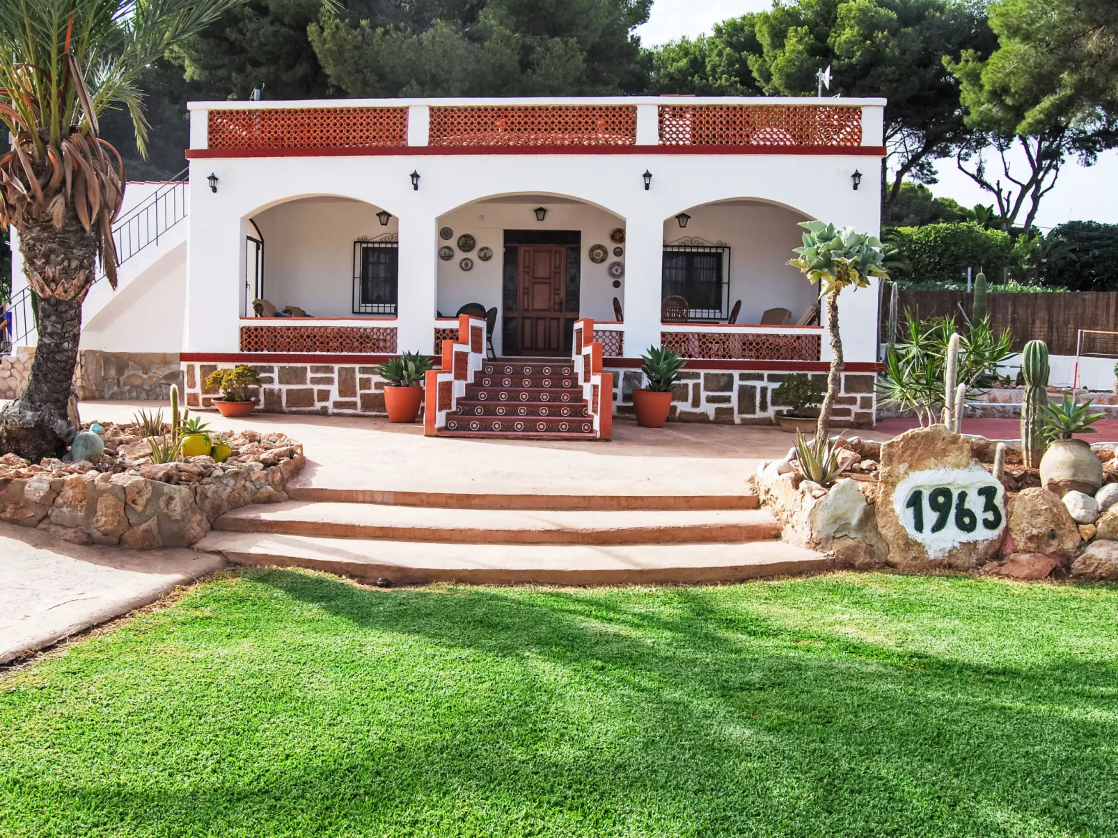 Ferienvilla, Seeblick, privater Pool und Parkplatz - Buiten