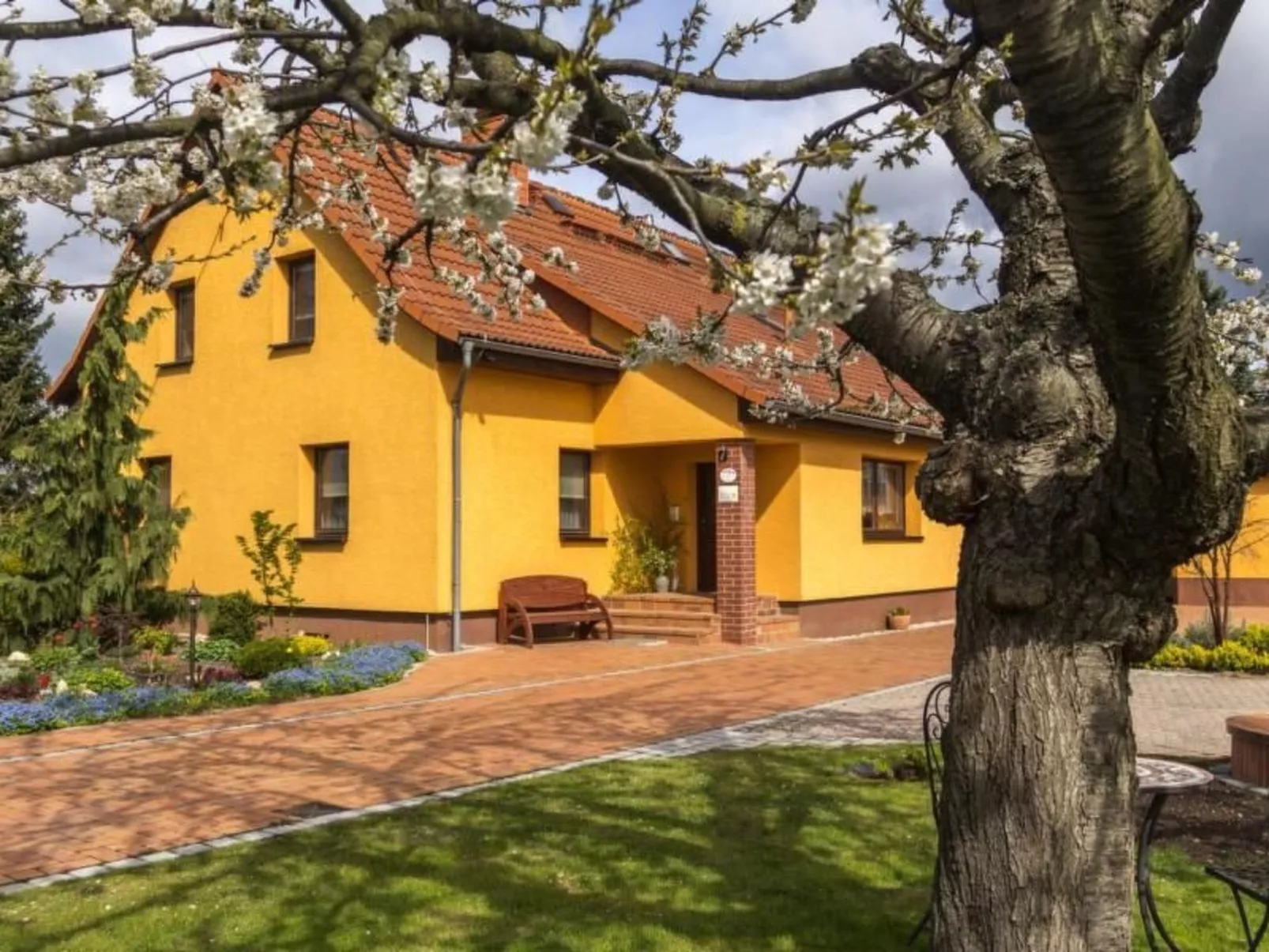 Wohnung in Niedergurig mit Grill, Sauna und Gart