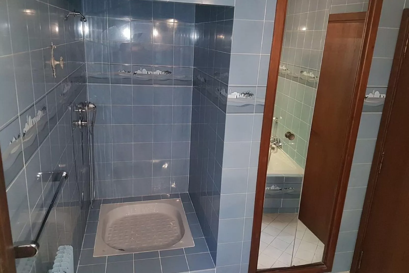 Villa Loucisa - Badkamer