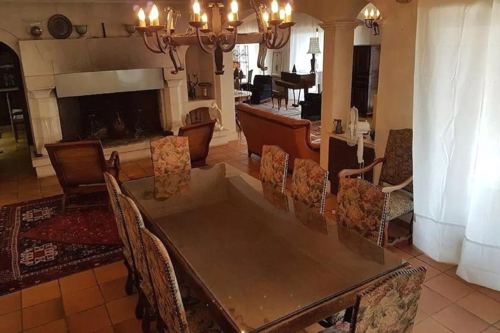 Villa Loucisa - Woonkamer