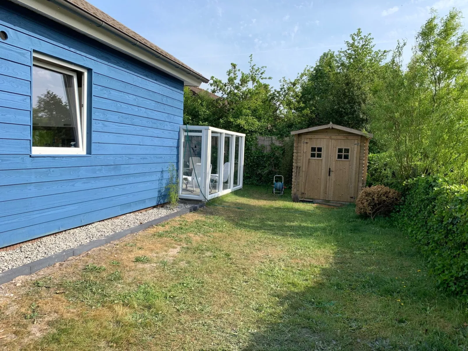 Mit Garten, Grill und Terrasse