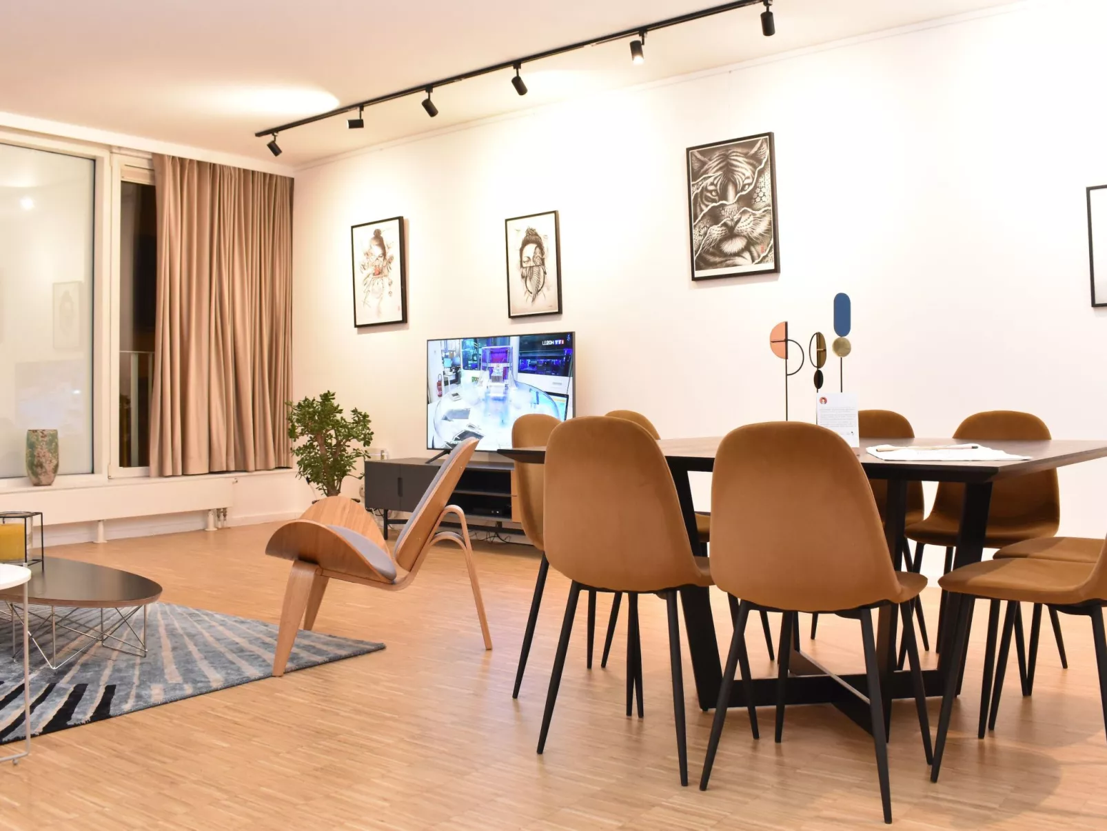 Edelsteine im Herzen der Stadt 4B