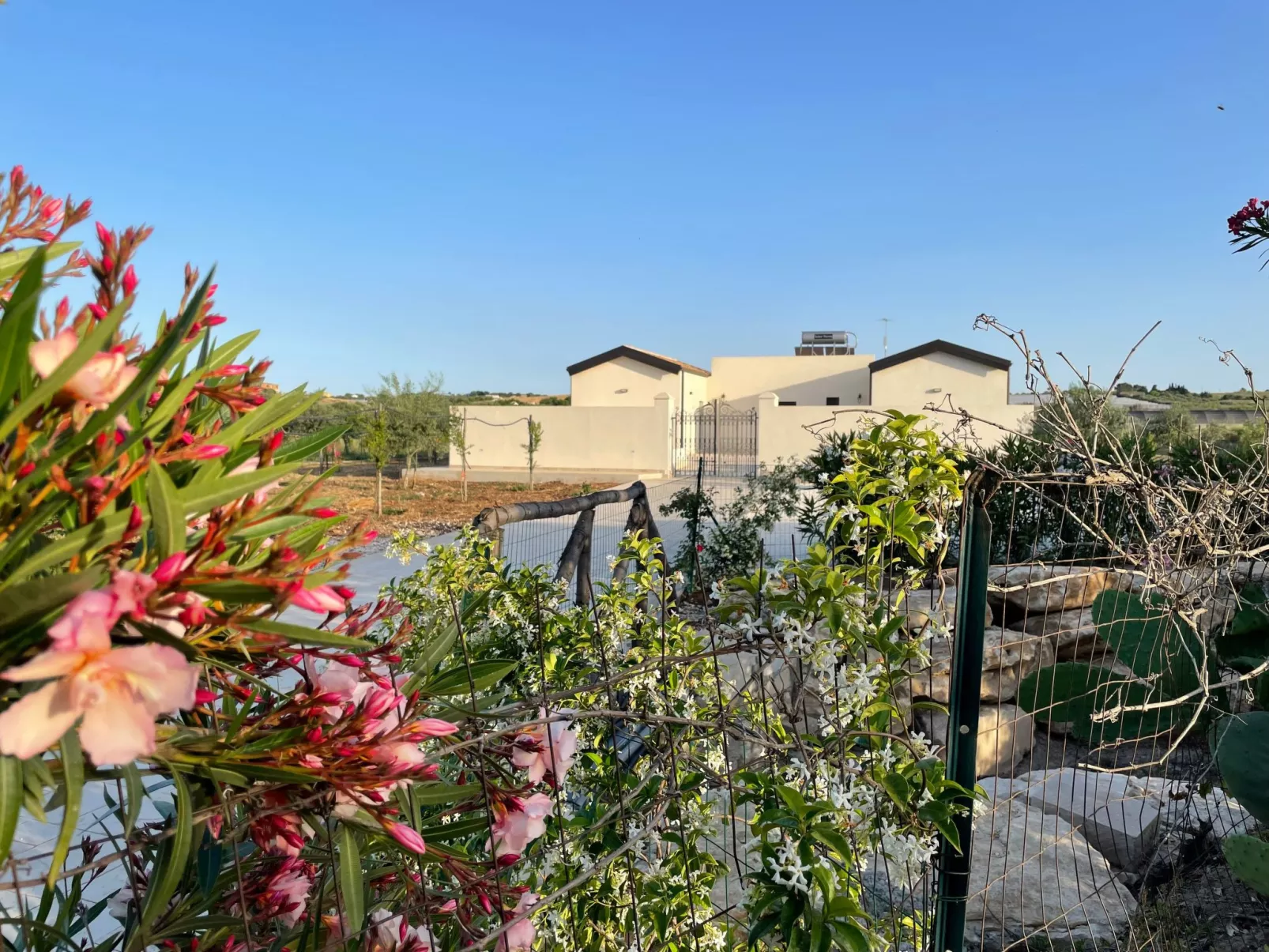 Wohnung in Noto mit Terrasse, gemeinsamem Pool und Garten