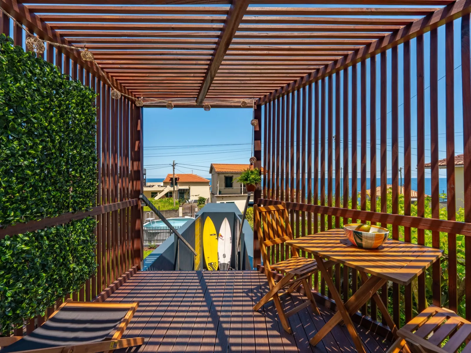 Modernes Studio, Terrasse mit Meerblick und Zugang zur Brandung