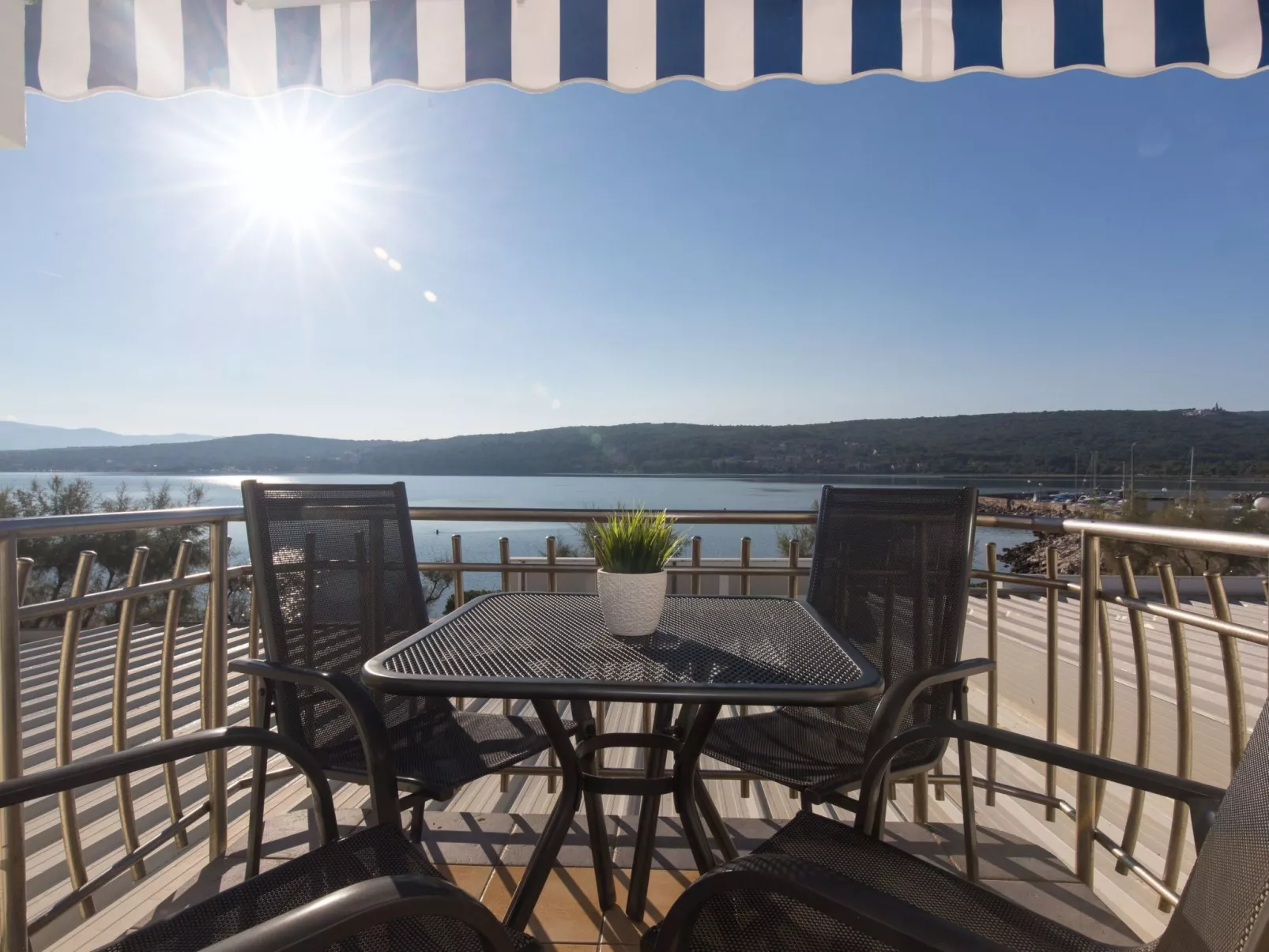 "Tamaris A" in Strandnähe