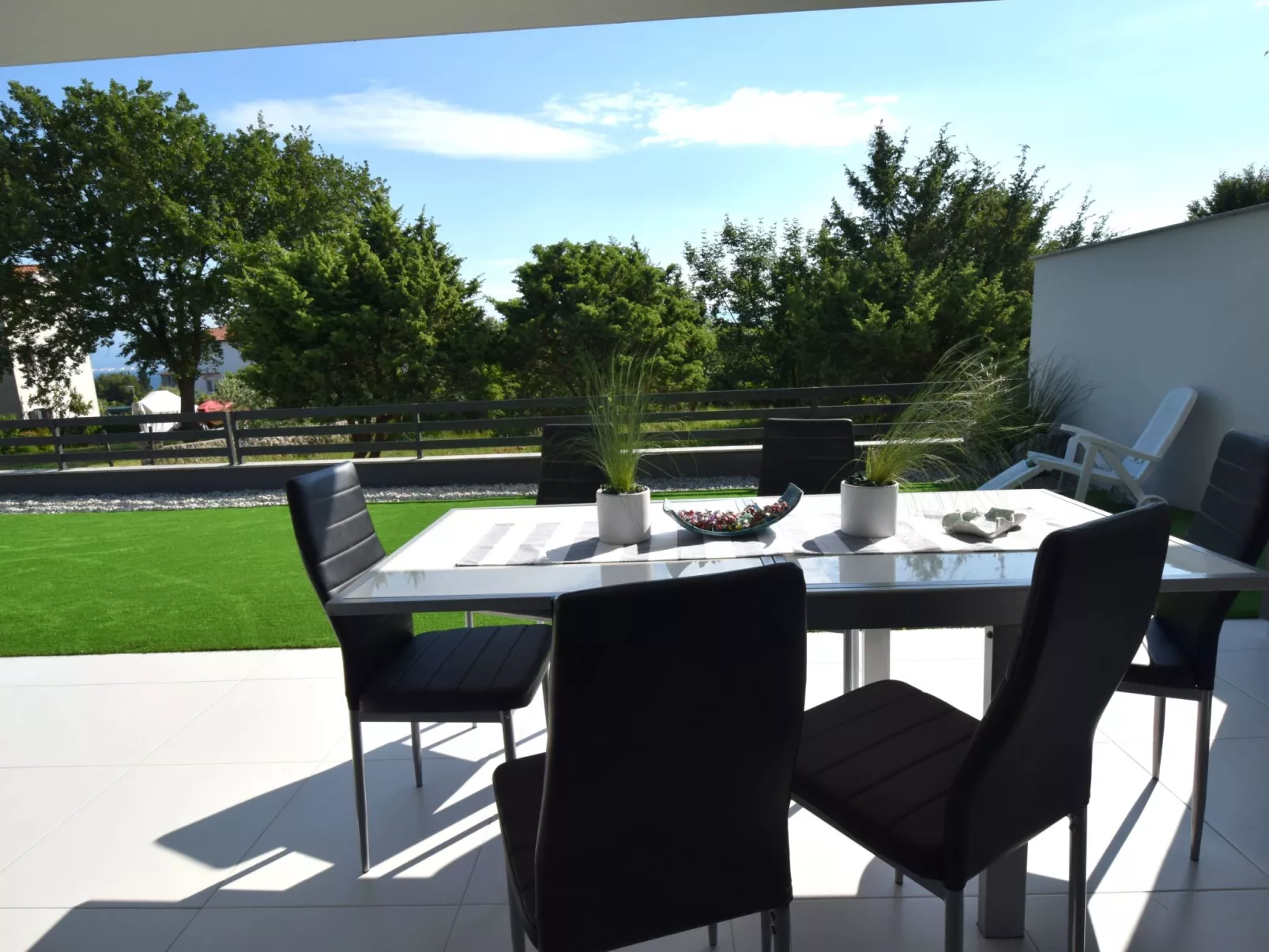 "Helena" direkt am Strand