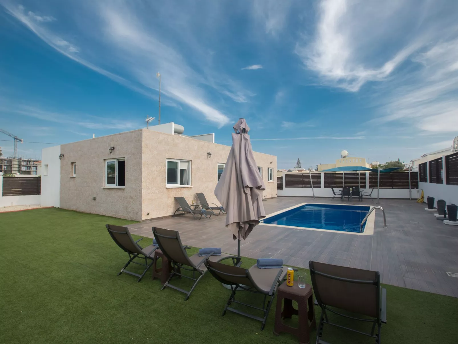 3-Schlafzimmer-Villa in Protaras Zentrum mit Pool