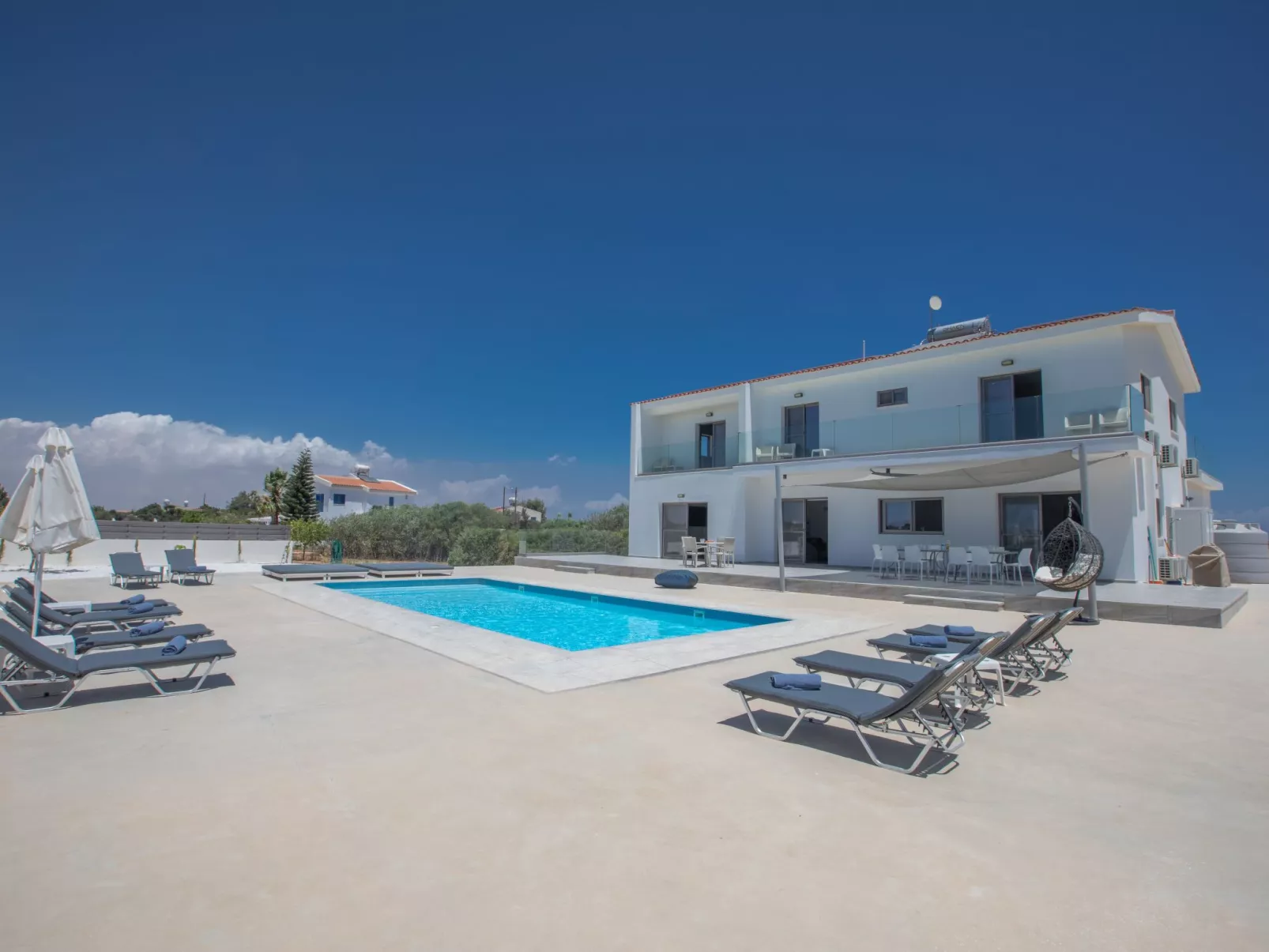 Geräumiges Ferienhaus für 12 Personen in Paralini