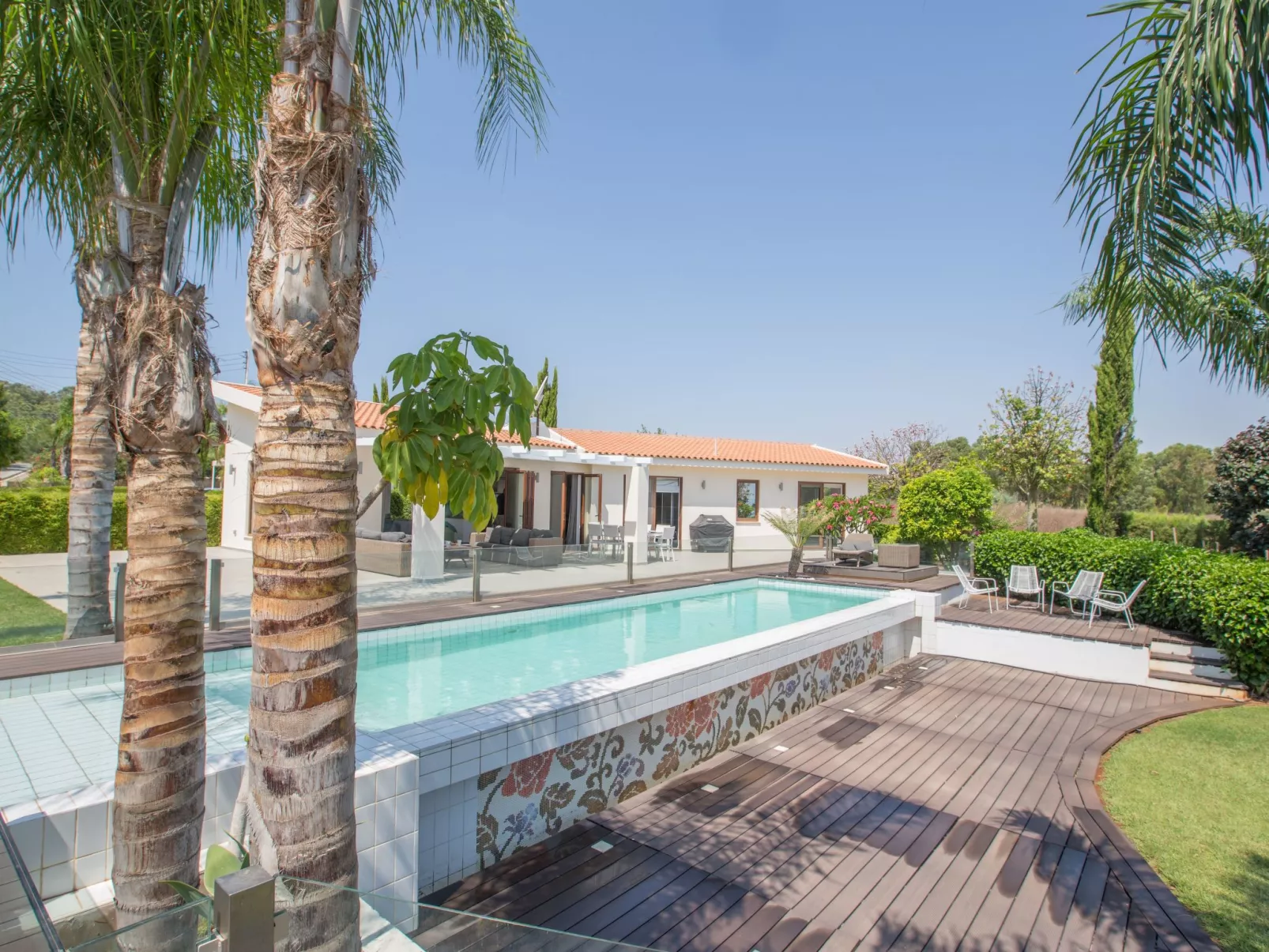 4-Schlafzimmer-Villa mit Pool im Zentrum von Protaras